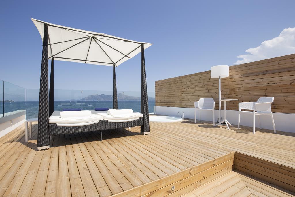 Cabot Hobby Club Apartments ปอร์ต เด โปเญนซา ภายนอก รูปภาพ