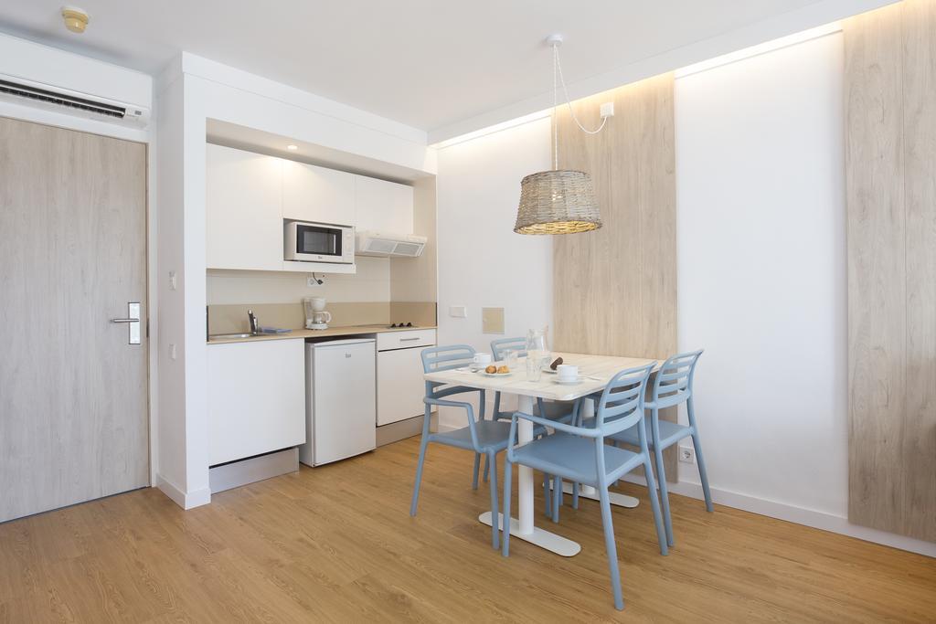 Cabot Hobby Club Apartments ปอร์ต เด โปเญนซา ภายนอก รูปภาพ