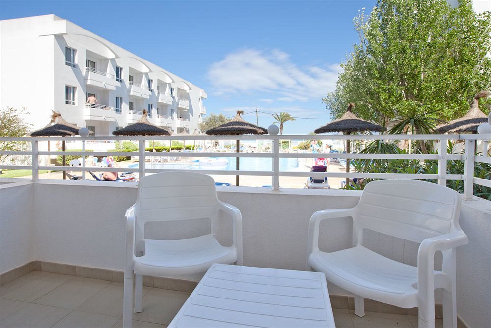 Cabot Hobby Club Apartments ปอร์ต เด โปเญนซา ภายนอก รูปภาพ